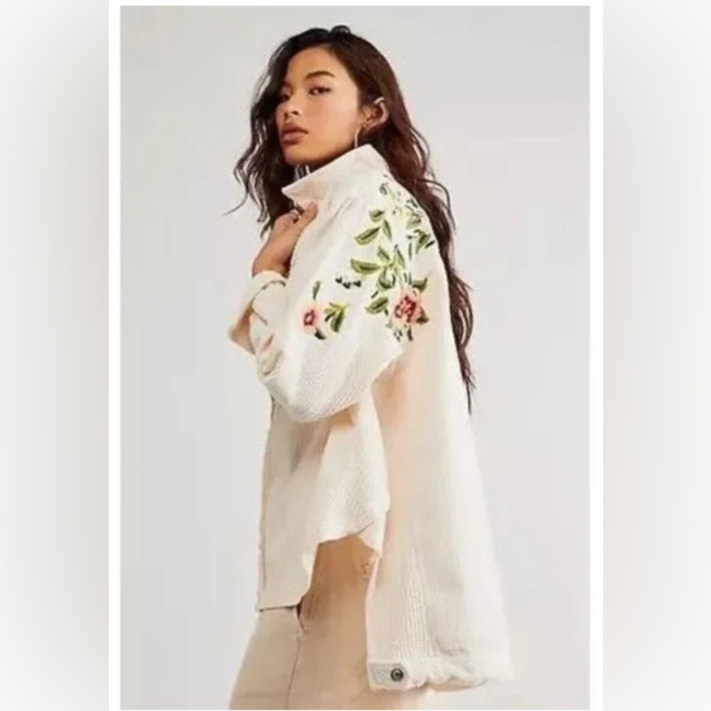 FREE PEOPLE WE THE FREE DAWN BREAK FLORAL EMBROIDERY TOP CORD SHACKET SZ SMALL